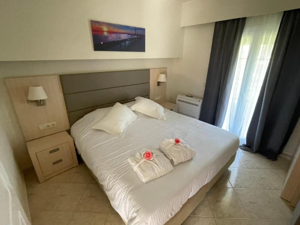 Апартаменти Angelika House 2 Маратіас Екстер'єр фото