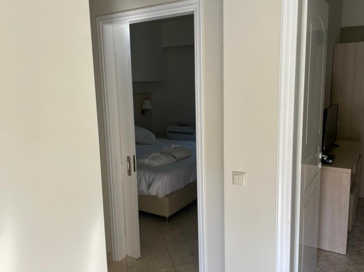 Апартаменти Angelika House 2 Маратіас Екстер'єр фото